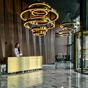 mennica-residence-luxury-location.warsawhotelspoland.com/